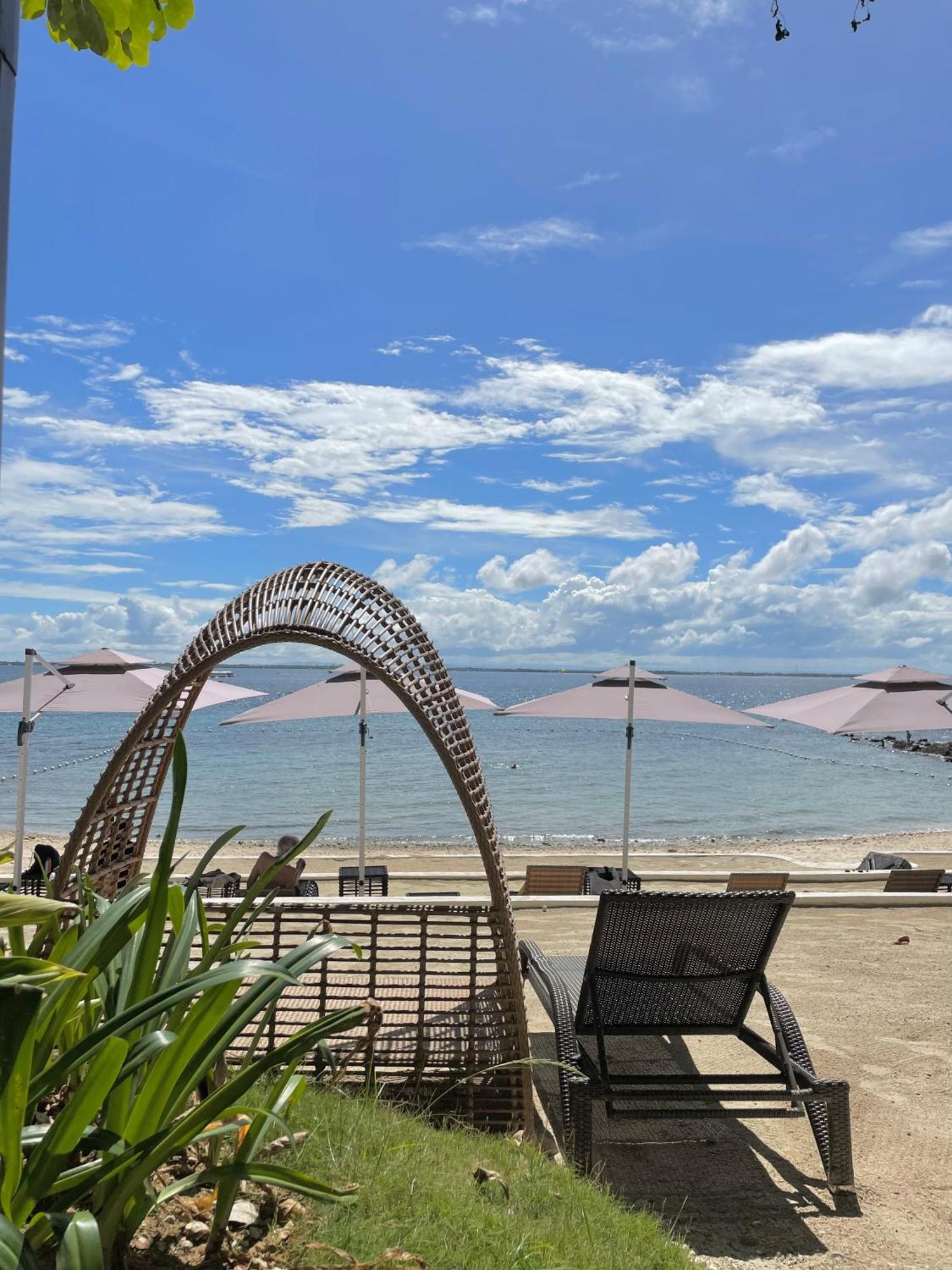 The Beach Suite At The Mactan Newtown Lapu-Lapu City Exterior foto